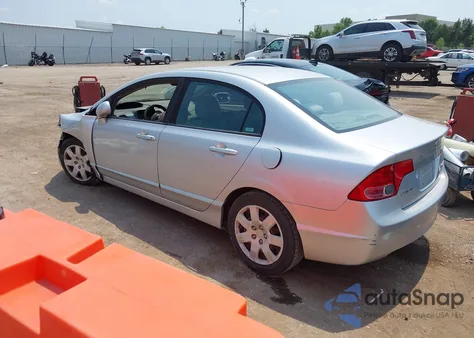 2008 Honda Civic Lx из США, поврежденный, VIN 1HGFA16528L000979